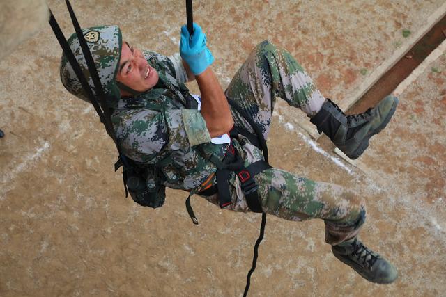 关于诸多困难面前挑战而立，拼尽全力创造奇迹！的信息