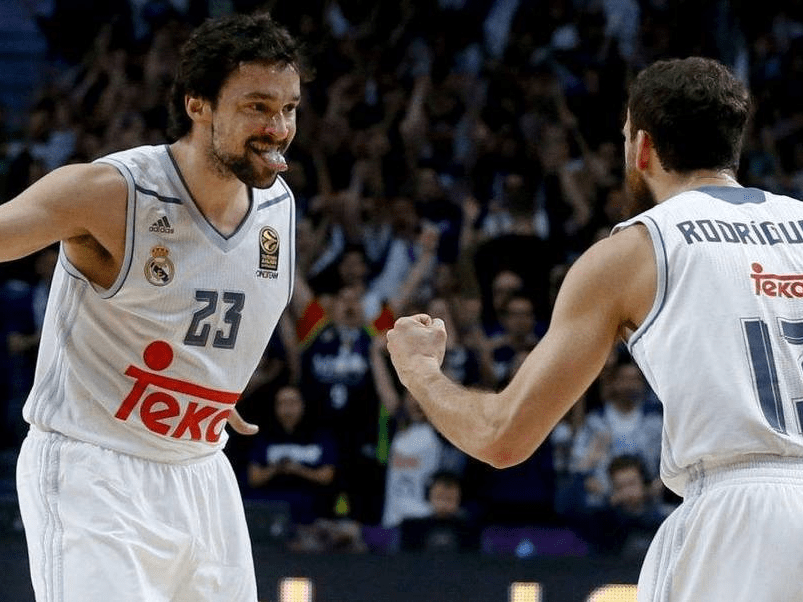 格拉纳达在比赛中表现出色的简单介绍