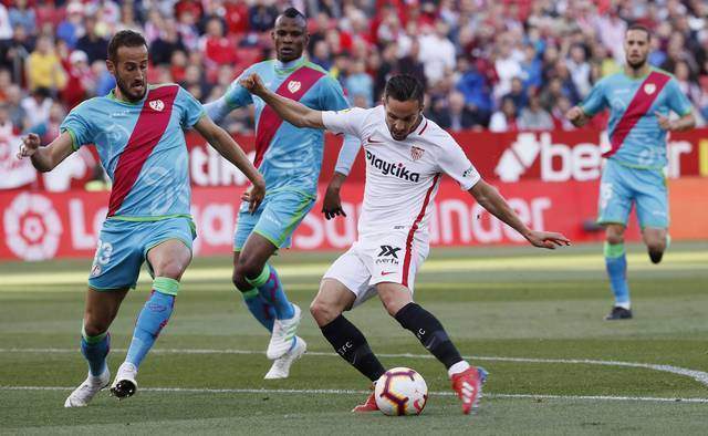 开云APP-西甲球队集结训练，备战激烈对决