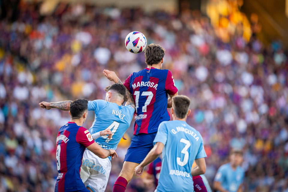 开云体育官方网站-巴塞罗那实现逆转，惊险获胜