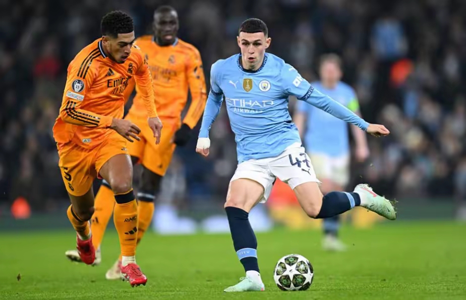 开云体育APP下载-冲锋陷阵！欧预赛比赛展开激战的简单介绍