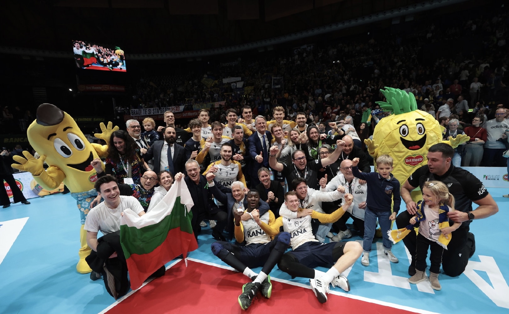 开云官网-格鲁吉亚击败世界冠军，进入排球决赛