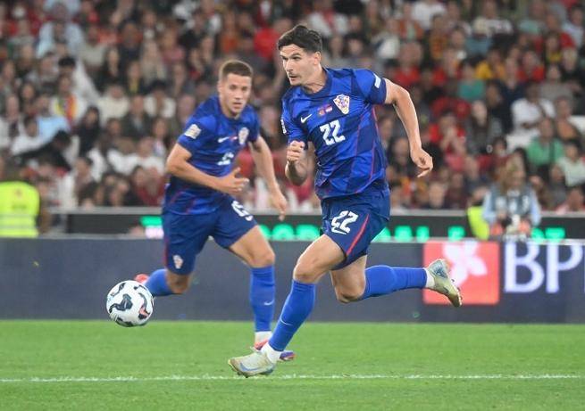 斯洛伐克队击败对手,晋级下一轮比赛 斯洛伐克队击败对手,晋级下一轮比赛