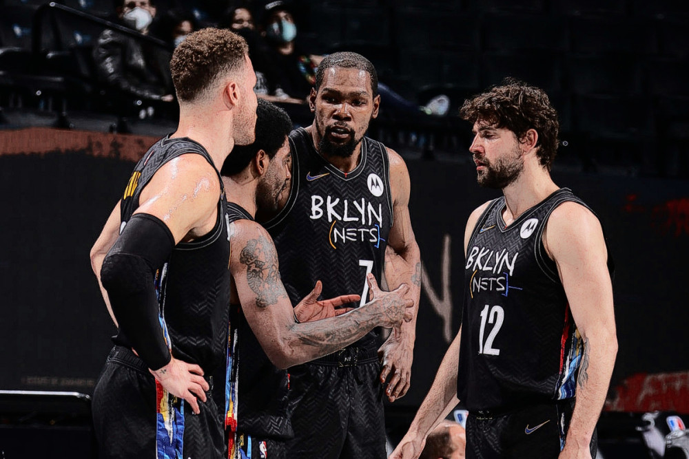 开云APP-篮网遭遇失利，全队需调整状态