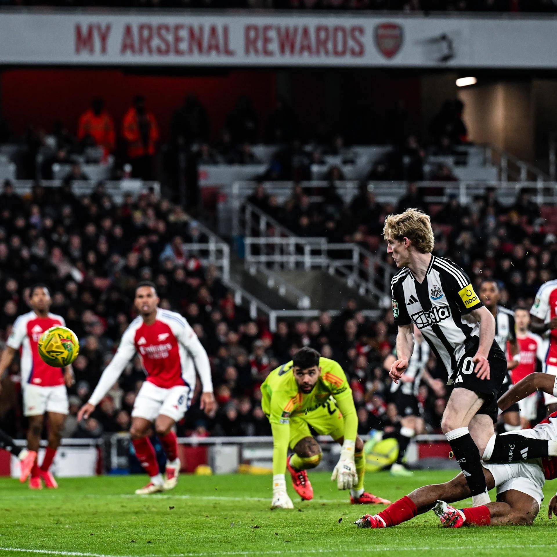 阿森纳逆转收获胜利，英超球队证明实力