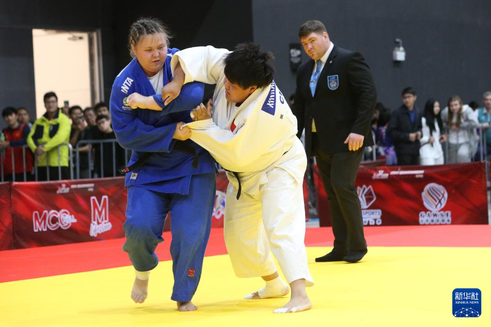 柔道决赛备战，选手晨练亮相以迎来新的挑战的简单介绍