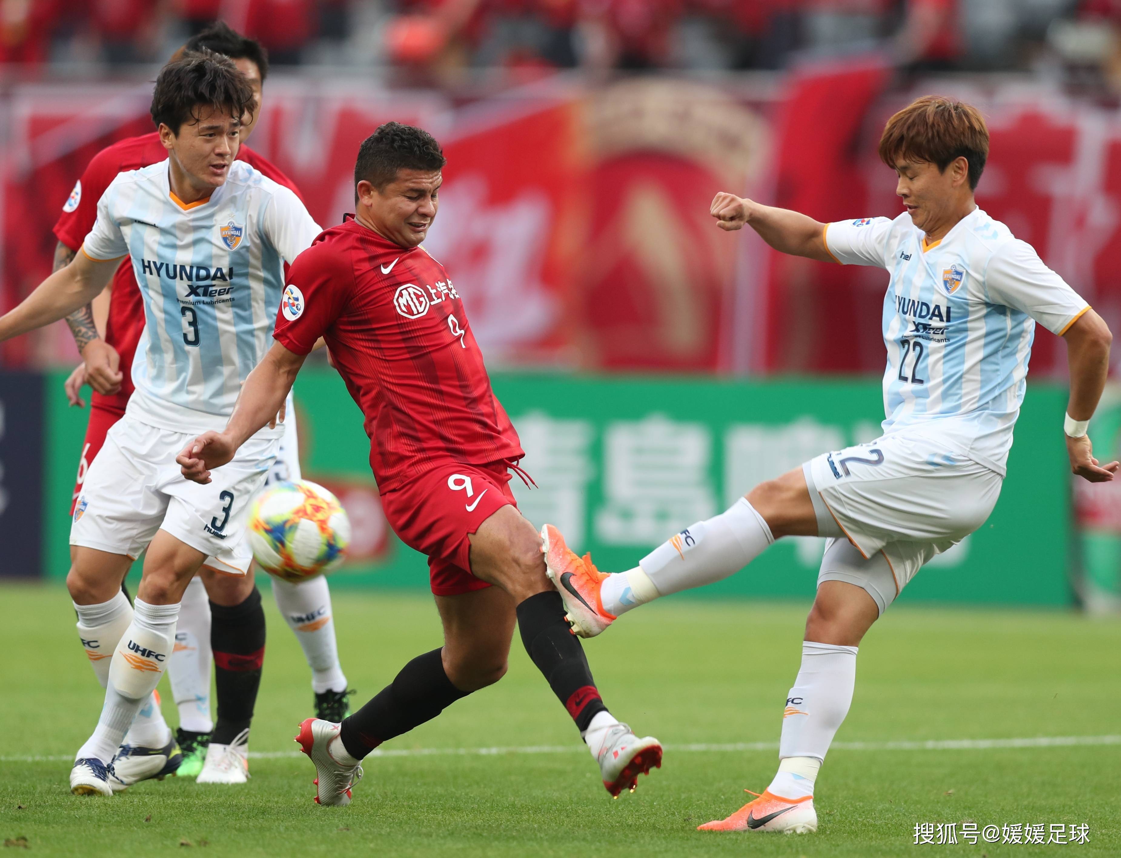 关于神户胜利船凭借强势表现，晋级淘汰赛的信息