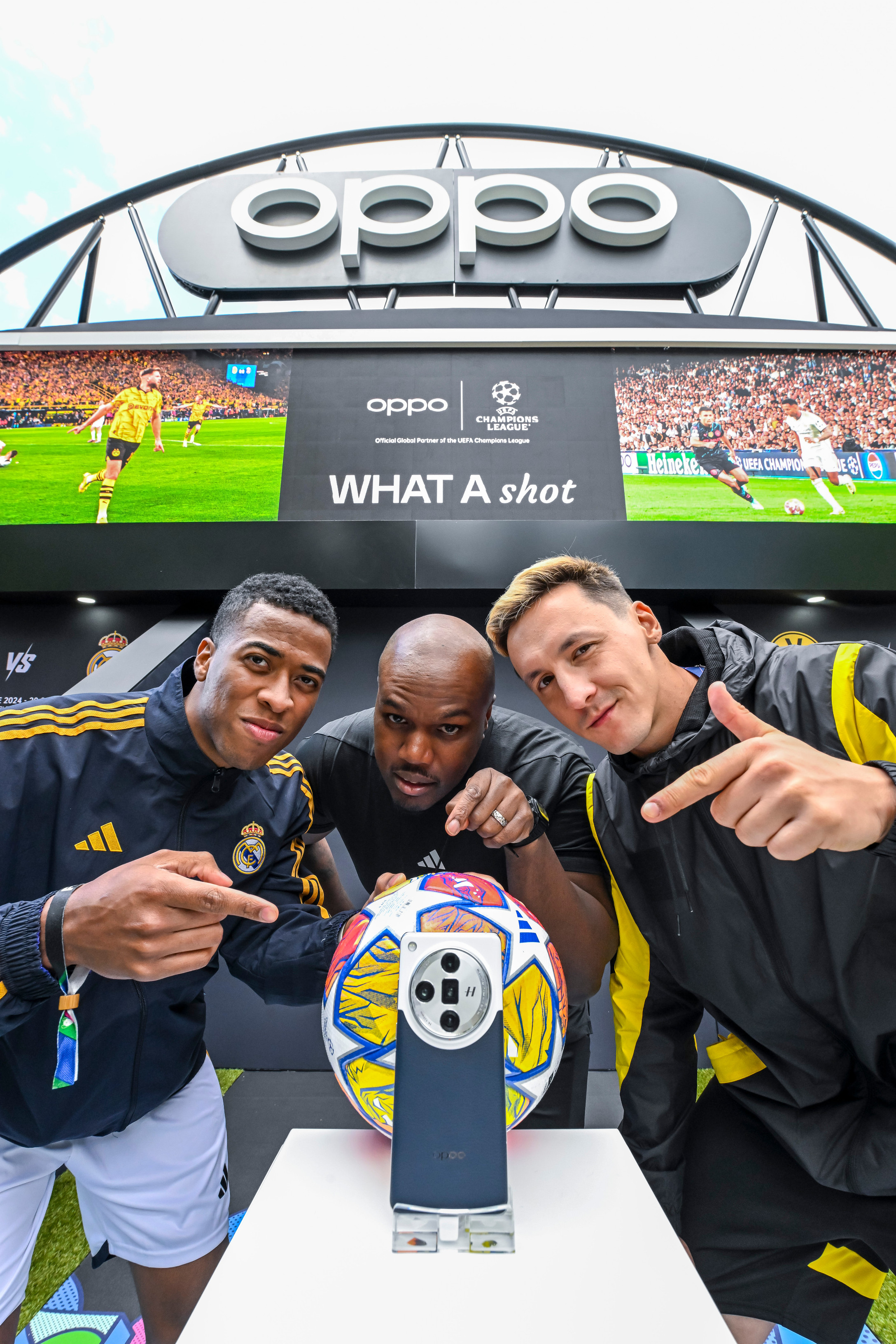 足球盛宴即将在欧洲各地点燃热情 足球盛宴即将在欧洲各地点燃热情