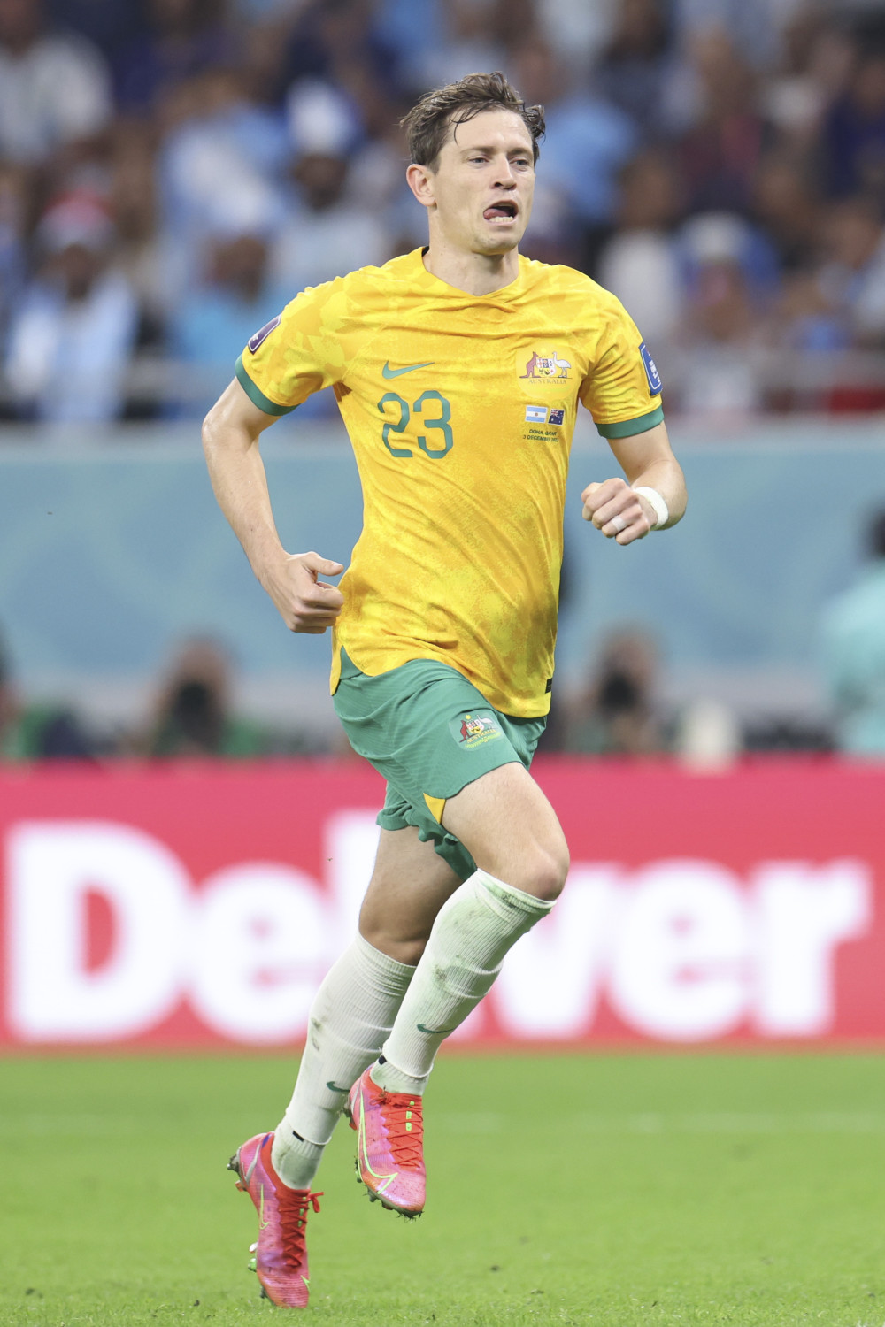 开云体育官网-澳大利亚队新主帅塔尔克主持训练