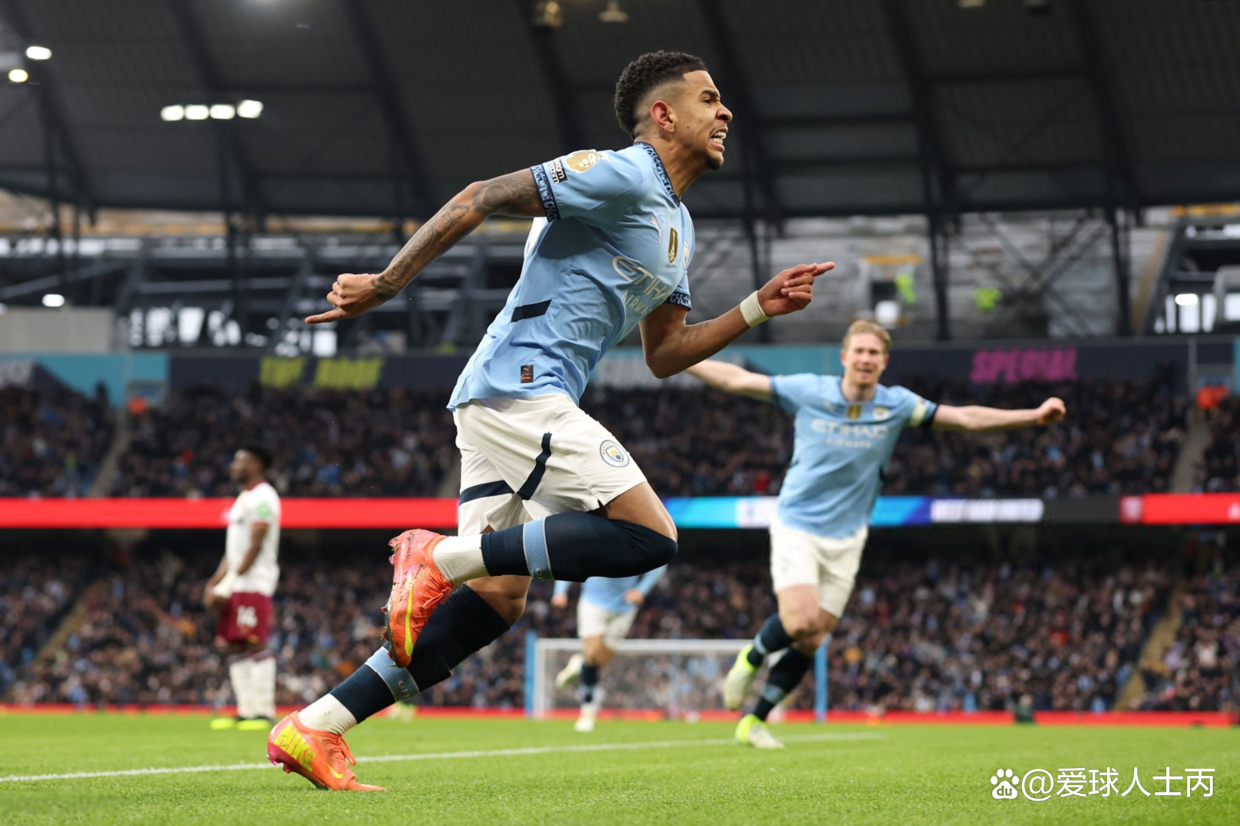 开云体育入口-西汉姆联中场表现稳定，成为球队重要支柱