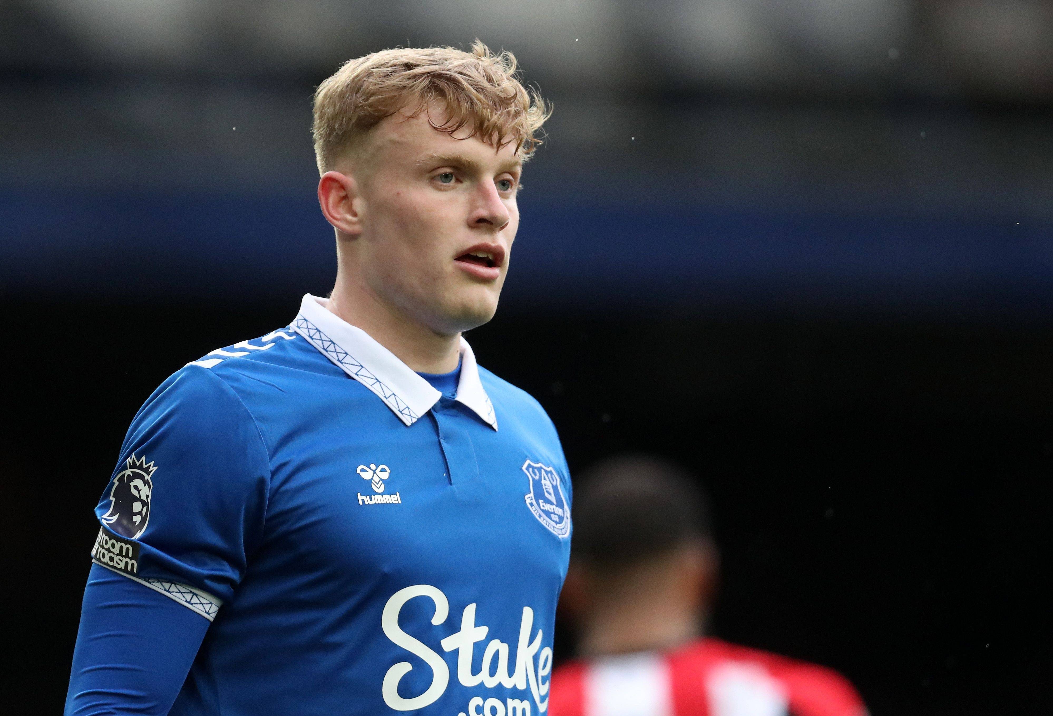 曼城欲求购法甲联赛球员的简单介绍