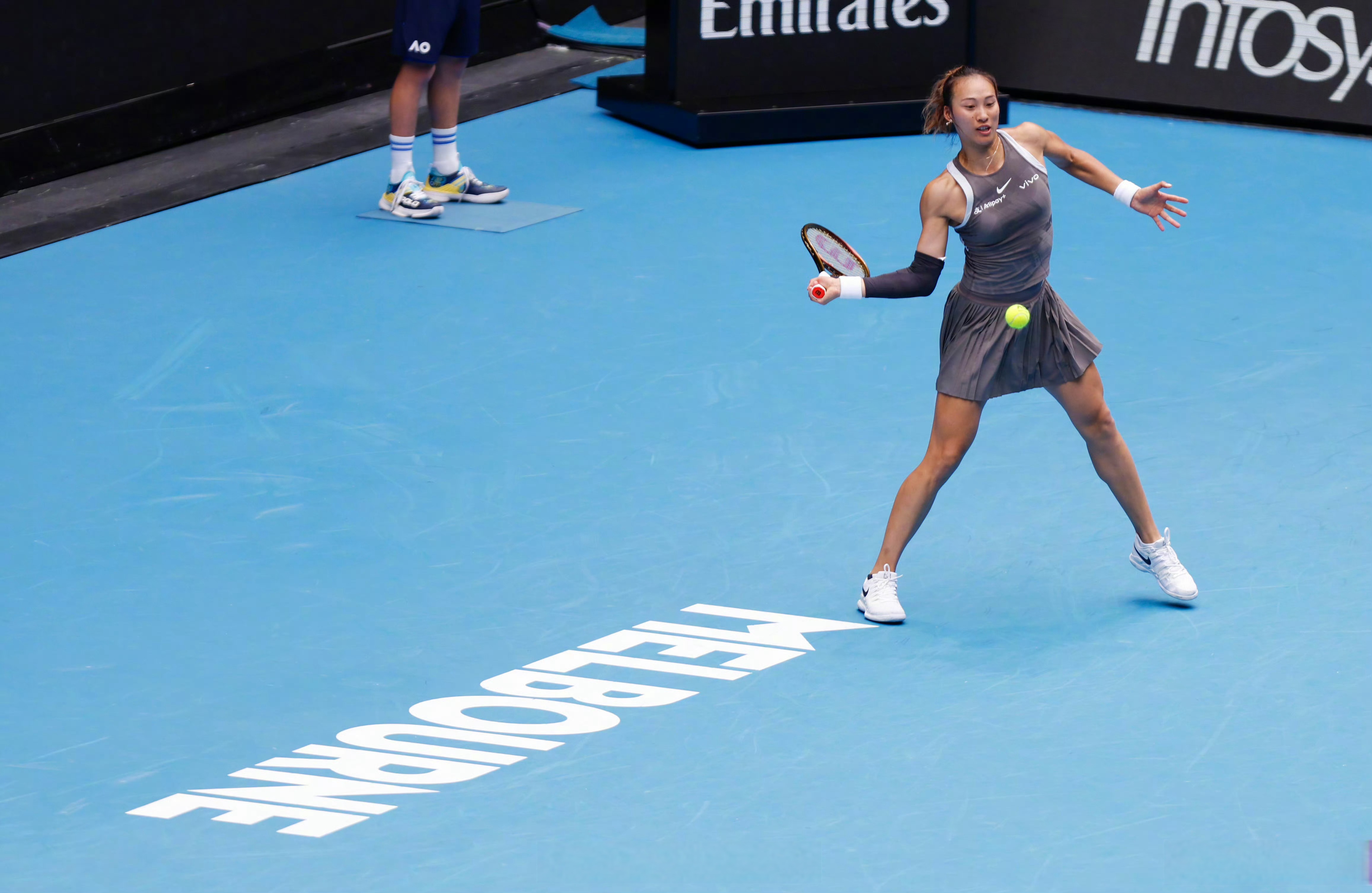 开云体育app-澳大利亚女队实力表现出色，轻松晋级