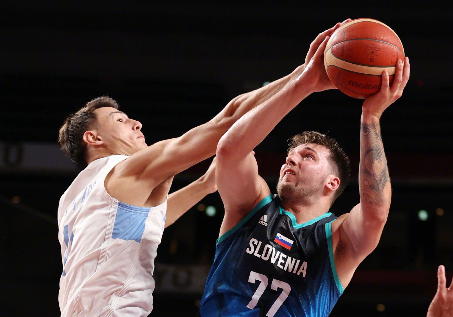 斯洛文尼亚篮球超级联赛轰动开赛