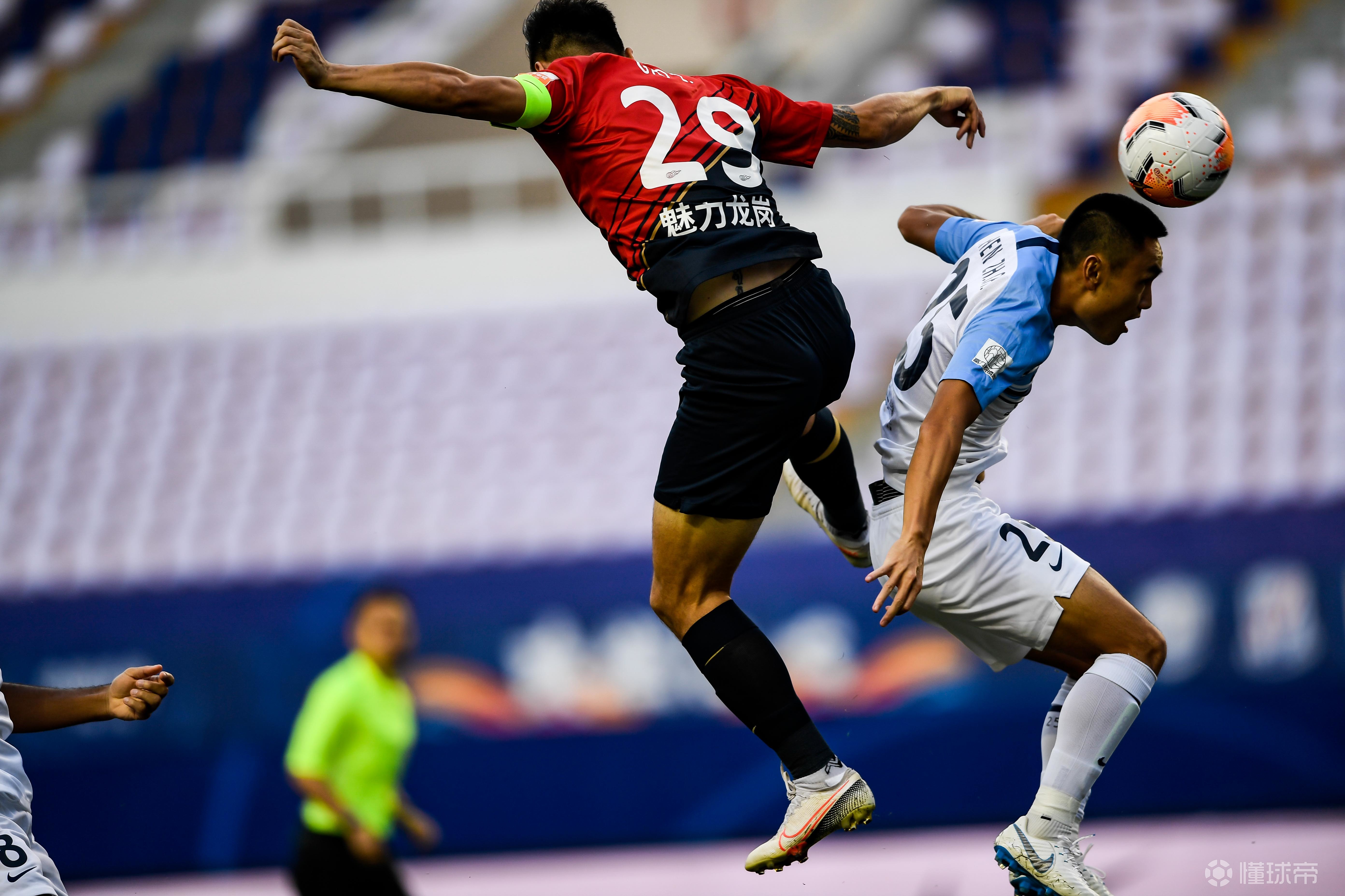 开云体育下载-一场狂欢：深圳佳兆业击败广州恒大，实力占优的简单介绍