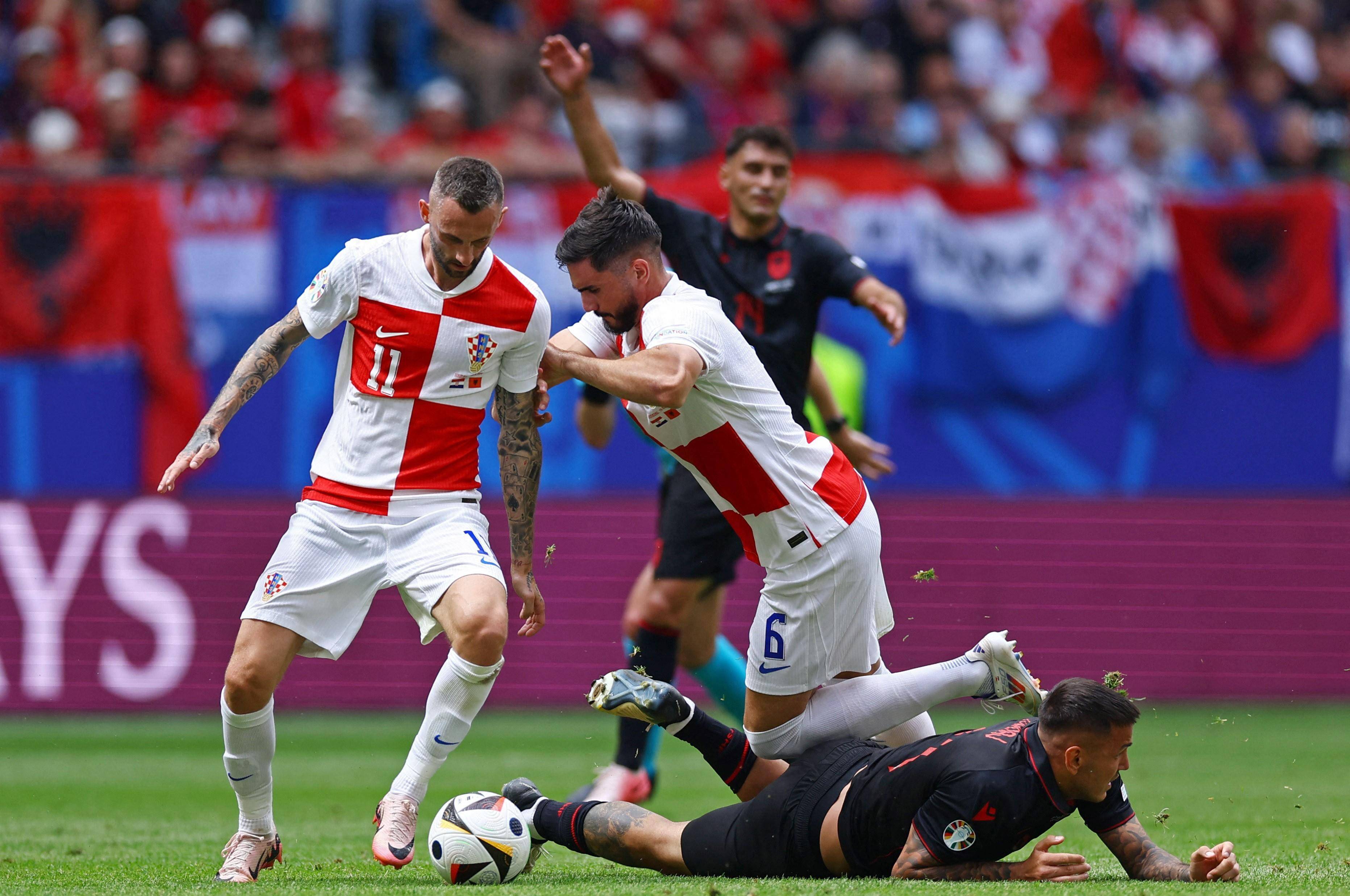 开云体育下载-包含克罗地亚国家队晋级欧洲杯，球迷欢呼雀跃的词条