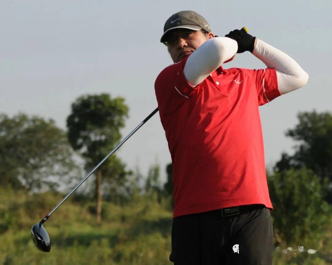 东京举行高尔夫比赛，勇士表现遗憾