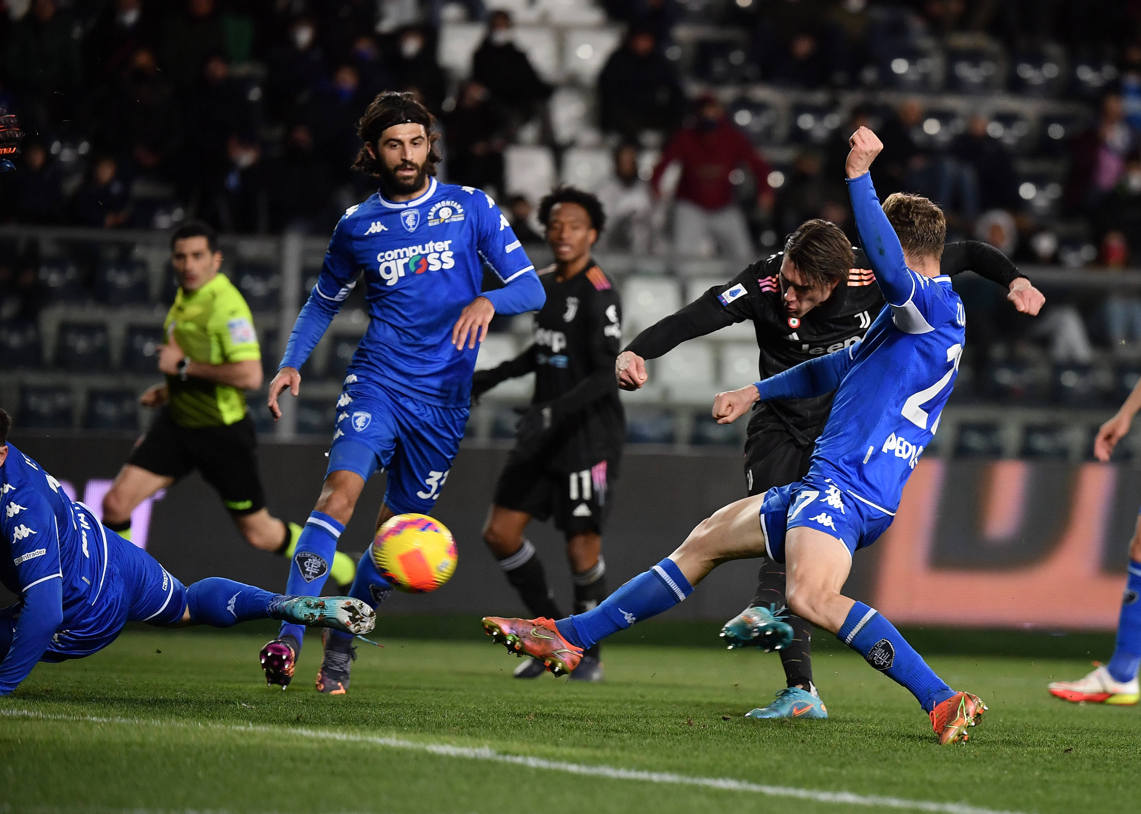 开云APP-包含莱切斯特城队长受伤，将错过未来几场比赛的词条