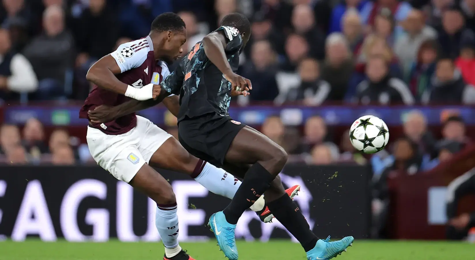 开云官网-包含阿斯顿维拉队员红牌被罚，球队临时短缺人手的词条