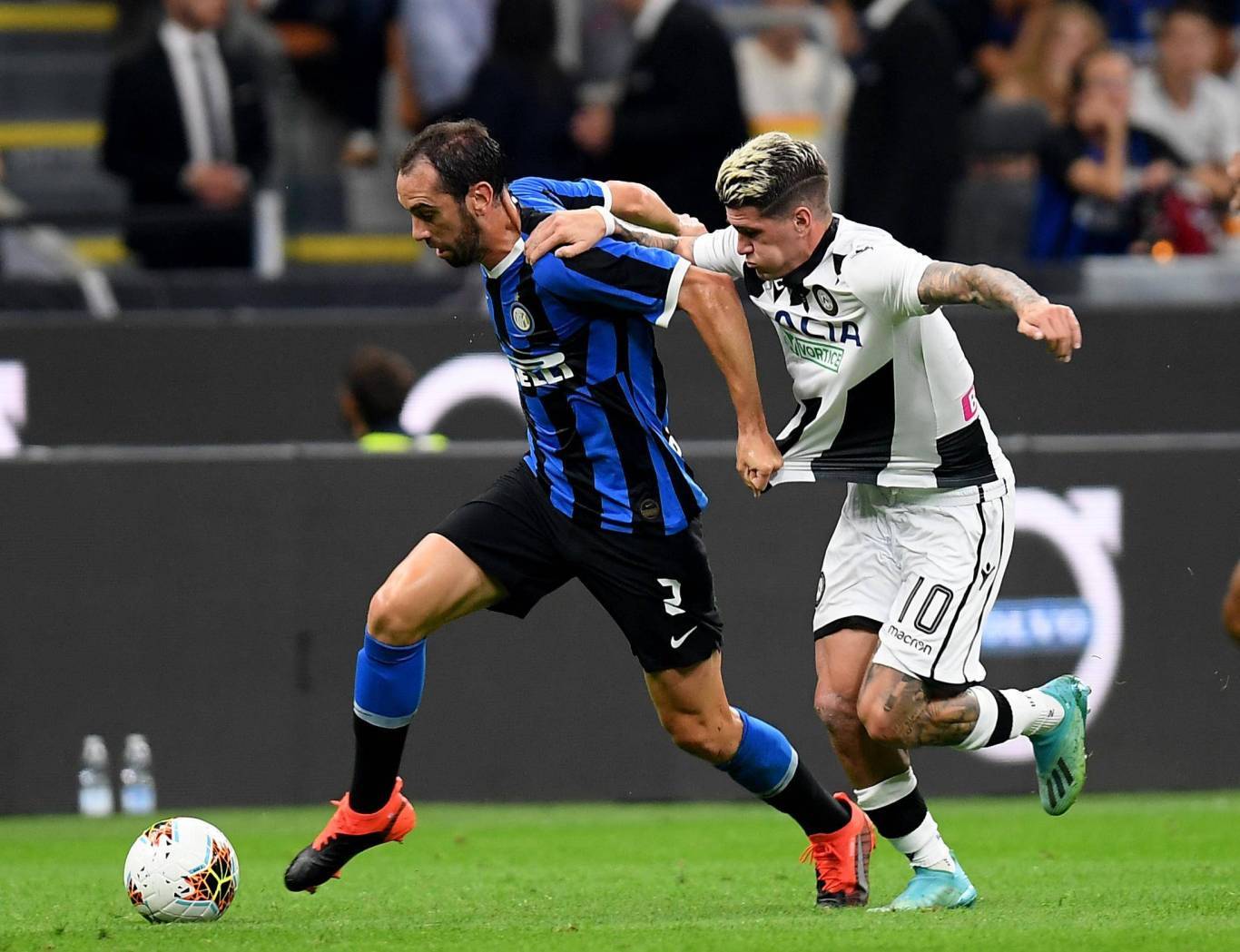 开云下载-乌迪内斯遭遇失败，保级压力再次增加的简单介绍