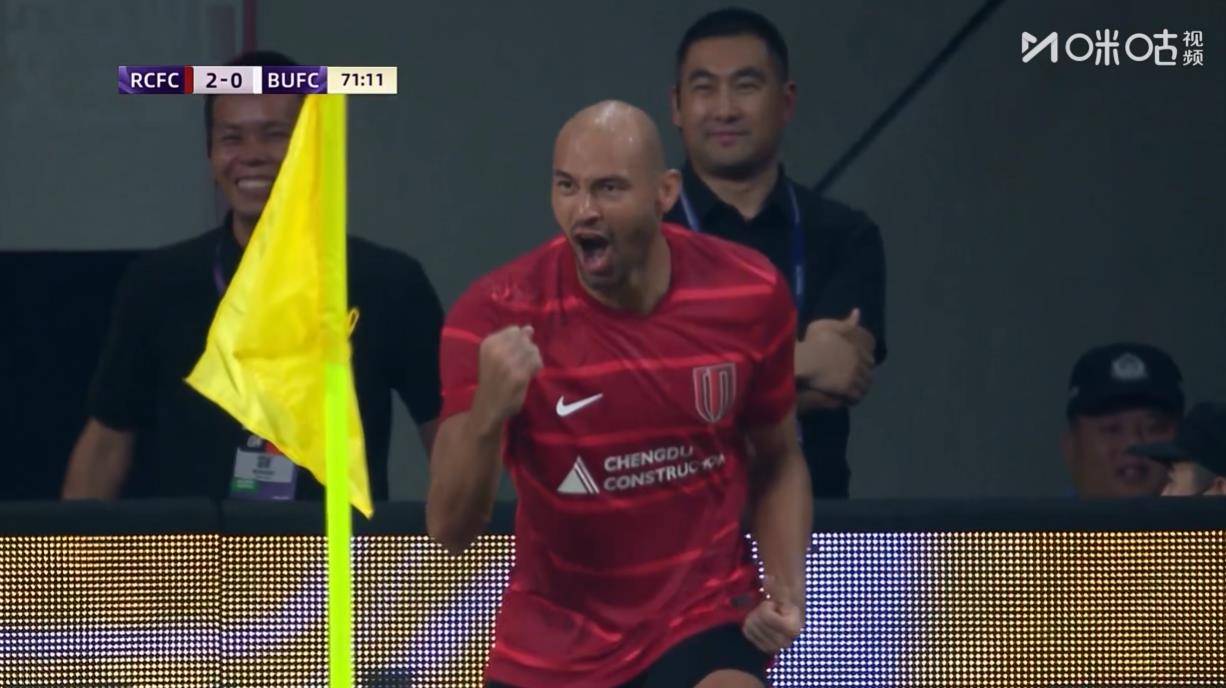 开云体育下载-中超联赛球队在亚冠赛事中表现抢眼，备受称赞