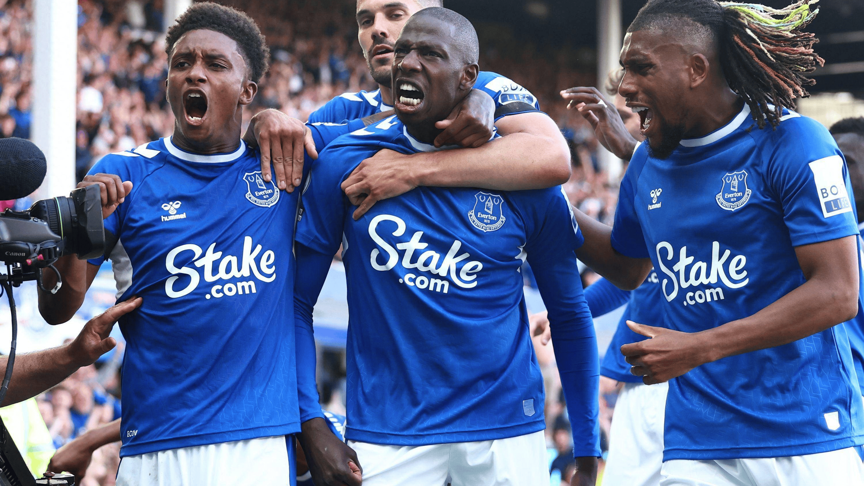 利兹热刺客胜纽卡斯尔，继续保持领先的简单介绍