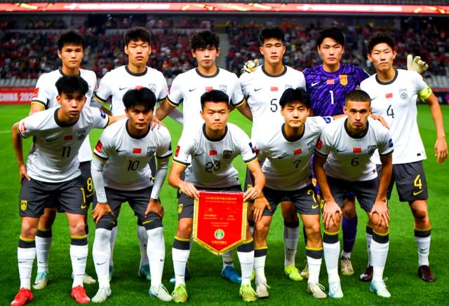 包含亚洲足球锦标赛进入白热化阶段,焦点战即将上演的词条 包含亚洲足球锦标赛进入白热化阶段,焦点战即将上演的词条