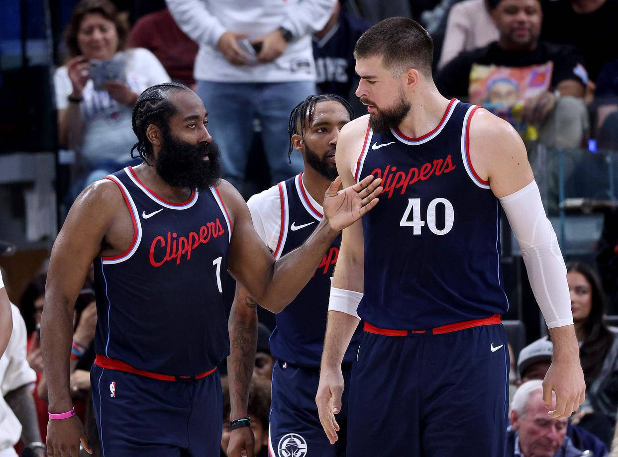 开云官网-包含鹈鹕绝杀塞尔维亚男篮，伦纳德关键制胜的词条